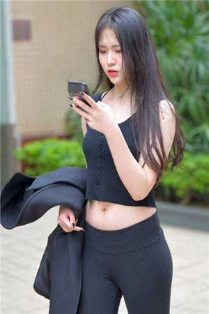 她走在深夜的巷子里(亦翠幼梅雅南怜易)免费小说免费阅读_全本免费完结小说她走在深夜的巷子里亦翠幼梅雅南怜易