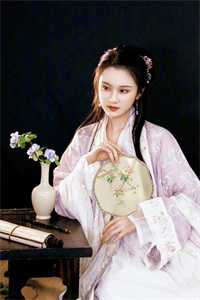 离婚后，偏爱小三的老公儿子悔青了肠子