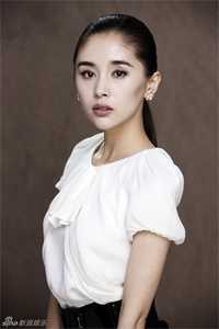 跟全球首富闪婚后我走路带风
