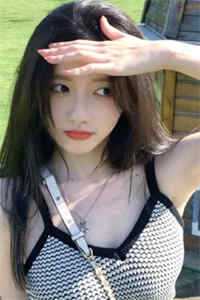 穿成皇后娘娘，我哥带着我暴富啦(虞枕月虞枕星)试读