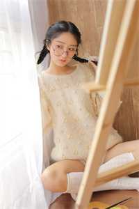 美人多娇画青云