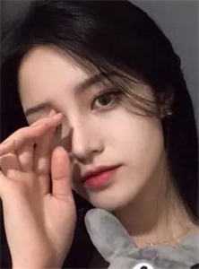 拒救儿子后，去找青梅的夫君疯了