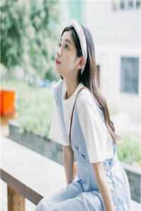 美人多娇画青云