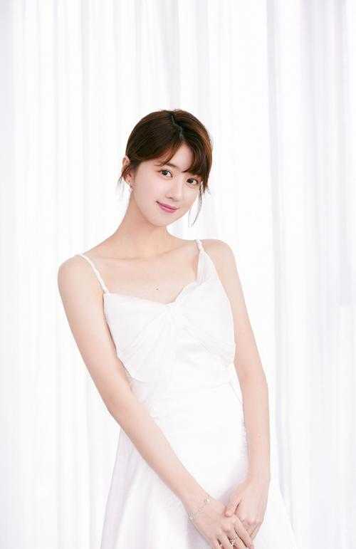 前任结婚，我拉新娘的前男友闪婚