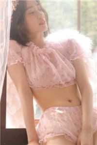 美人多娇画青云