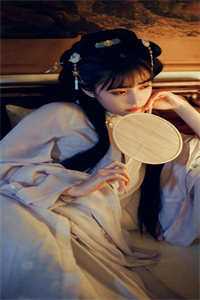 春风十里，踏雪归春
