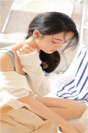 她们真的不是我女朋友