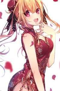 领证当天，我收到女友和她助理的结婚证