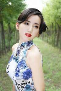 穿成贵妃后，我在后宫开补习班容冠绿娆热门小说在线阅读_免费完结小说穿成贵妃后，我在后宫开补习班容冠绿娆