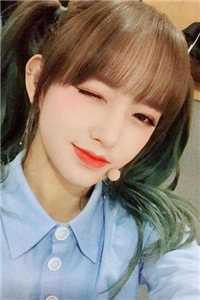 谁念澜澜风中月