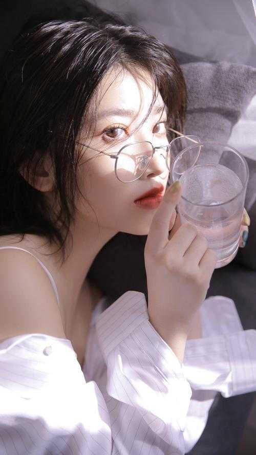 夫人重生，王爷带全府一起火葬场