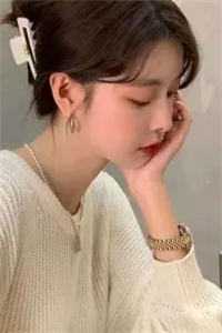 清纯校花污蔑我，我才不救人了
