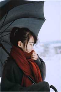 强龙出狱，女神跪求复合
