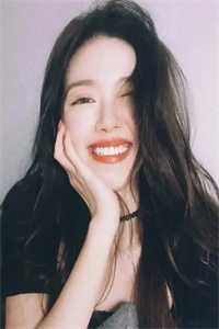 与科研老公离婚后，我成村里首富(谭斯年莫依依)完结好看小说_完结版小说推荐与科研老公离婚后，我成村里首富(谭斯年莫依依)