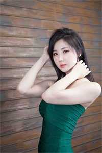 驯养的金丝雀飞走后，总裁现场抢婚