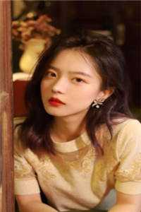 高调闪婚陆少后，前任气的绝食了
