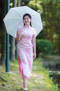 系统觉醒后，我在河边捞女尸