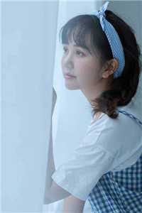 亲女儿打工捡废品，我送养女大学深造