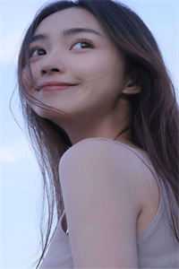 小蛇修成金龙，青梅师姐后悔了