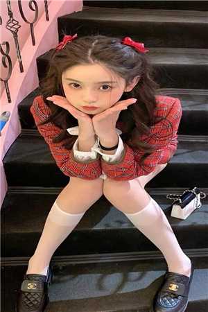 小蛇修成金龙，青梅师姐后悔了