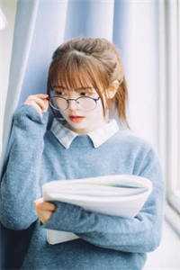 替她屈膝后，他求我回首