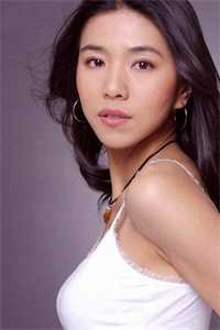 替她屈膝后，他求我回首