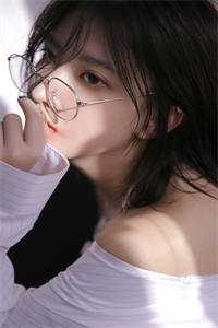 好一个乖乖女