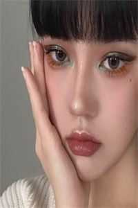 老公女儿痴迷富婆后，我选择离婚