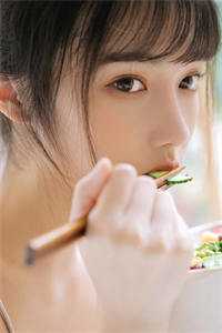 老婆把婚房改成骨灰房，还让我和她去世父母住一起
