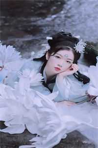 新婚之夜被陷害，入狱归来一无所有
