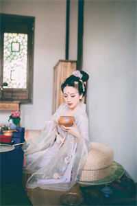 离谱！被死对头强娶豪夺了