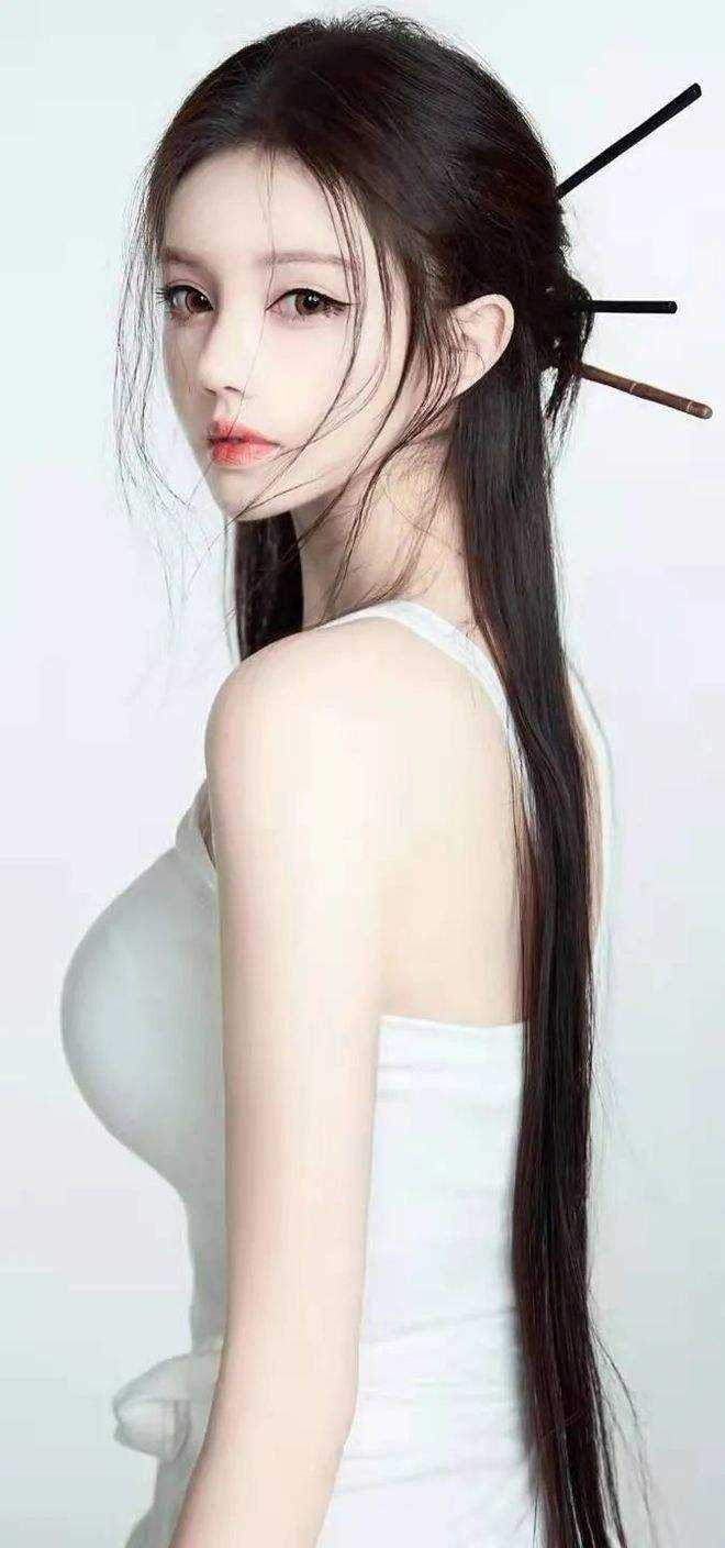 水自无情舟渡人