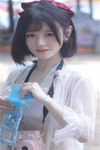 芳菲落尽梨花白