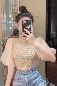 我被改造成蜥蜴人后，总裁老婆疯了