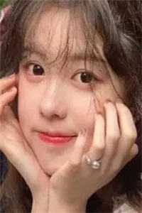 冰山美人是蛇精