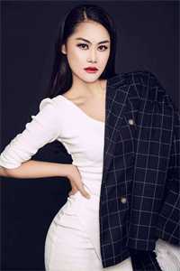 废物的我，未婚妻竟是仙界圣女