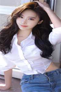 和女友回乡下后，他仕途圆满