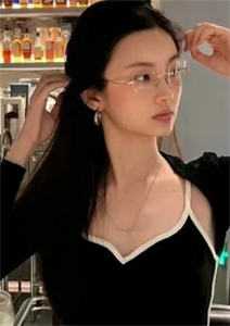 背着我领证，我离开你哭什么(顾靳怀沈琰)完本小说_全本完结小说背着我领证，我离开你哭什么(顾靳怀沈琰)