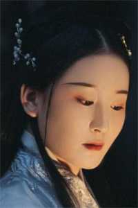 酷暑车内锁死双胞胎时，他在和小三订婚
