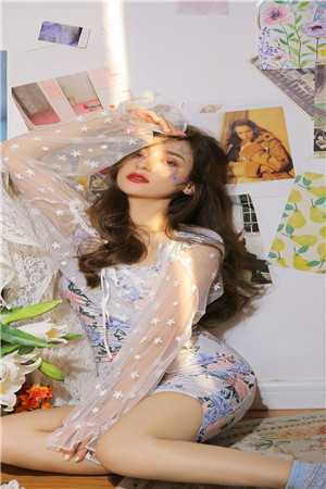 替嫁给清冷世子后，娇软婢女要翻身
