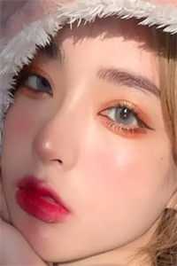 玄学弃妇觉醒后，冷王求做我续命符