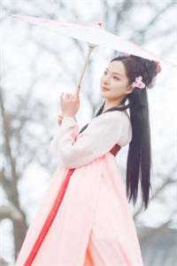 安陵容重生后：她比甄嬛更像纯元