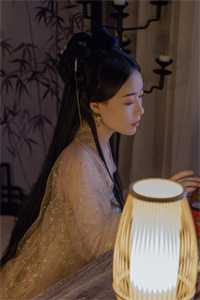 少帅专宠：从强娶娇妻开始沉沦