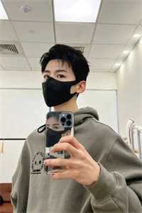 和女神网恋，骗出个老婆