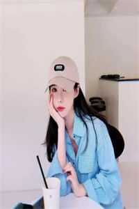 踏遍青山人未老