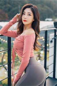 残雪凝阶春不回