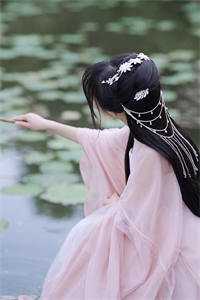 当爱恨如潮生