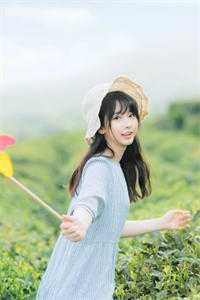 同学婚宴上，我相恋八年的女友成了别人的新娘
