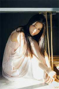 被害坐轮椅后手撕妹妹