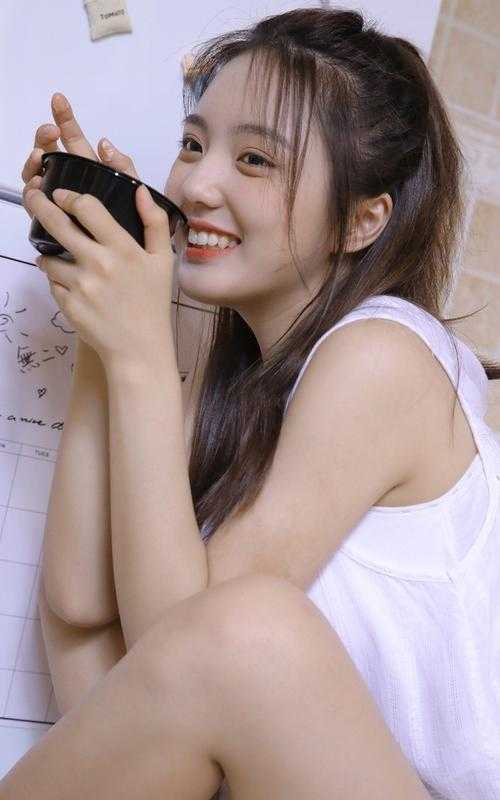 我是相府失散多年的嫡女，却被亲生爹娘送去和亲(谢婉儿谢沐柔)免费完结版小说_热门网络小说我是相府失散多年的嫡女，却被亲生爹娘送去和亲(谢婉儿谢沐柔)